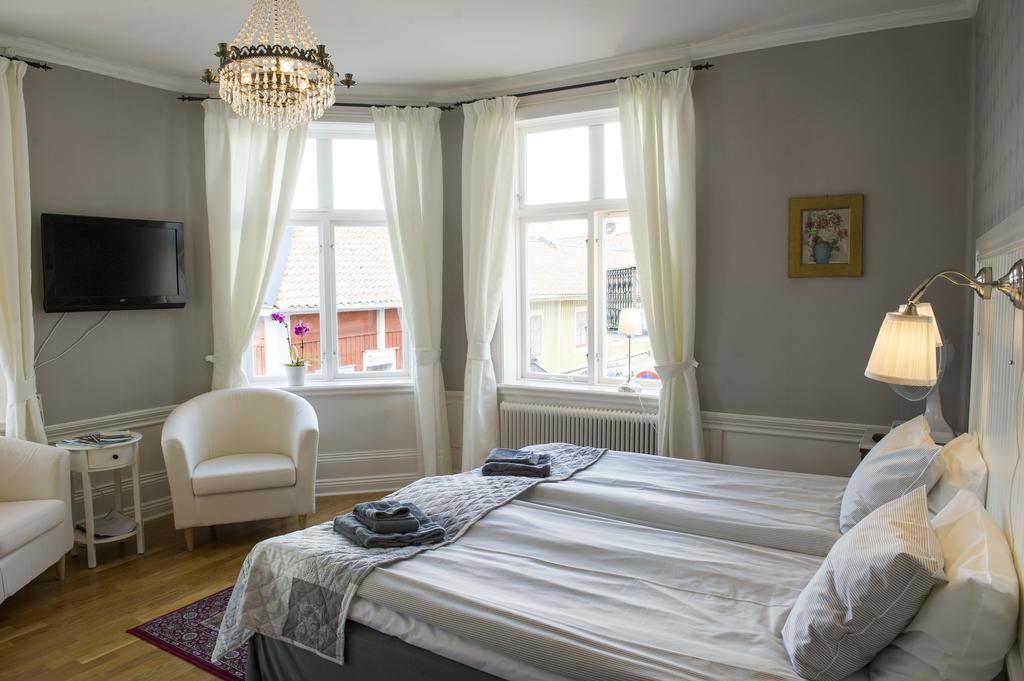 Lilla Hotellet I Nora Dış mekan fotoğraf